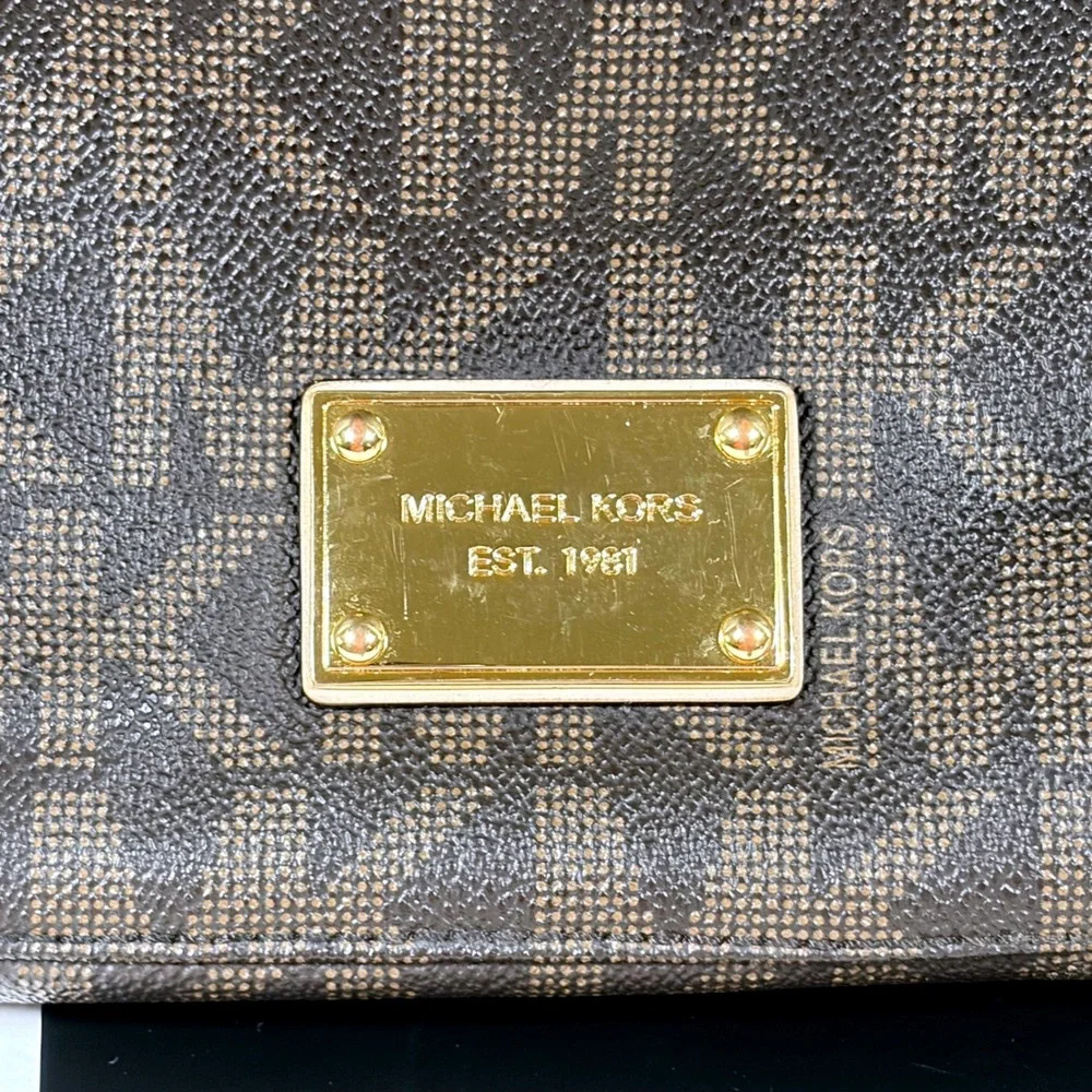 Michael Kors Jet Set Travel Large Messenger Bag Brown Monogram Gold Charm